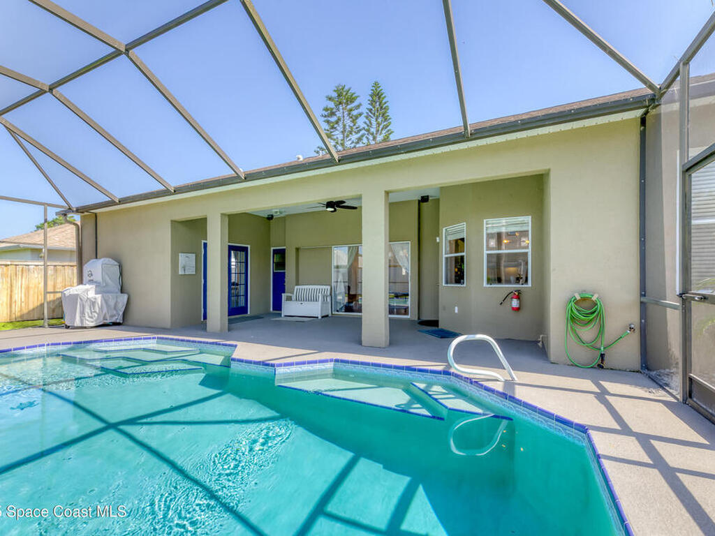 3664 Long Leaf Drive, Melbourne, FL 32940