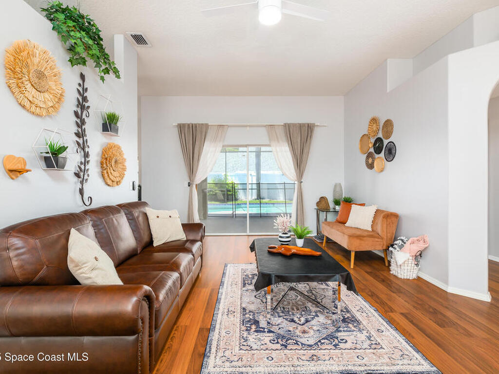 3664 Long Leaf Drive, Melbourne, FL 32940