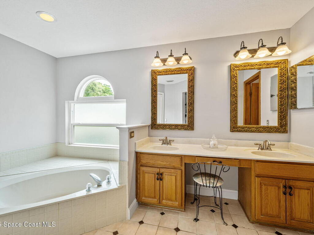 2449 Willowbrook Road, Merritt Island, FL 32952
