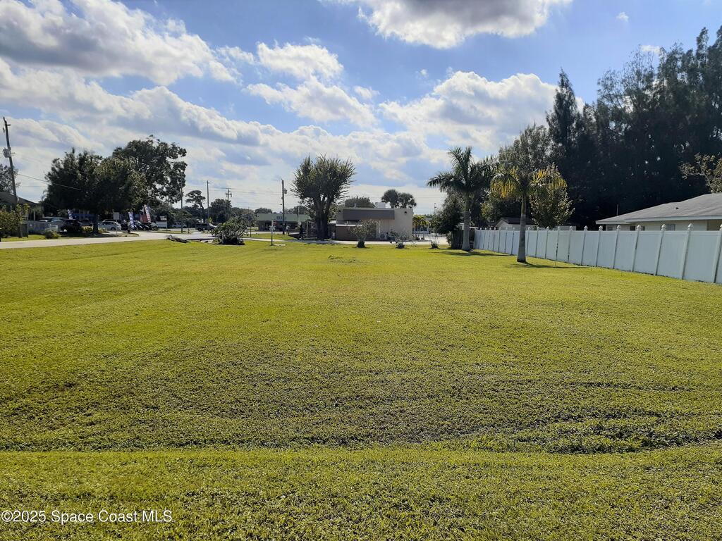 2596 1st Avenue, Palm Bay, FL 32905