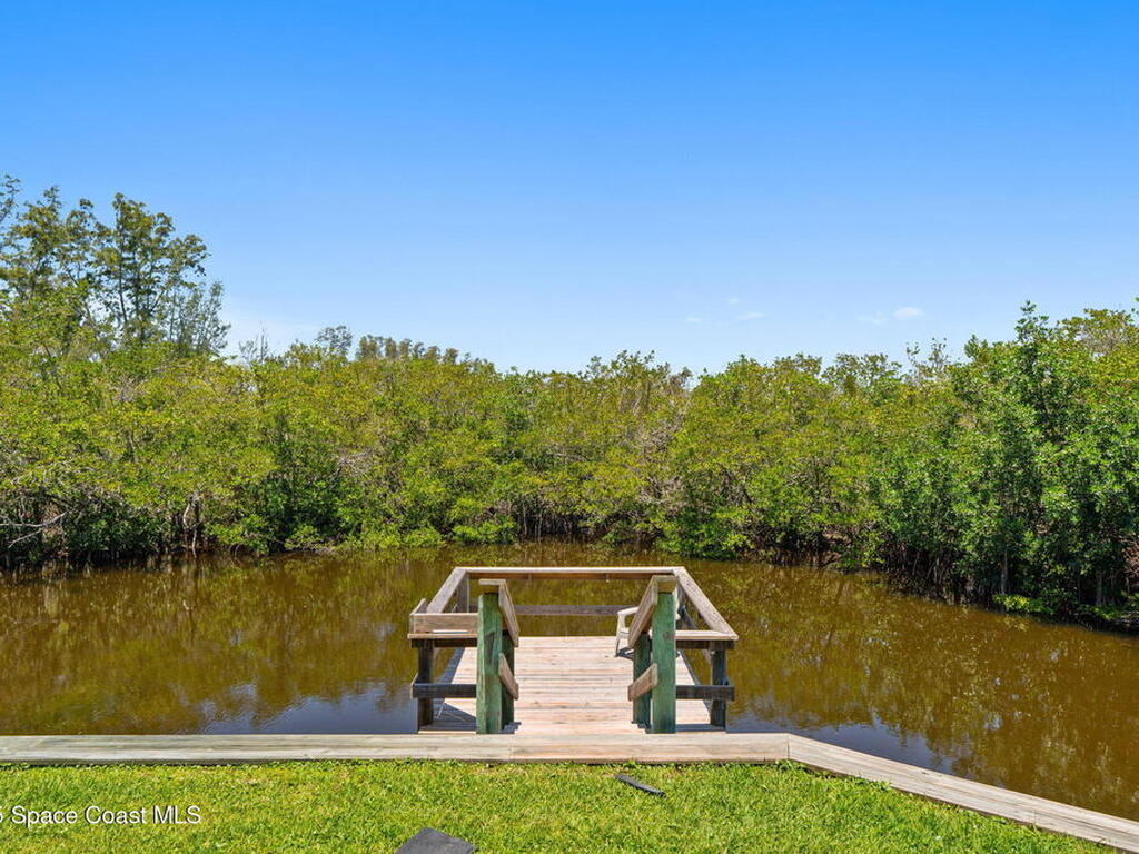 9620 S Tropical Trail, Merritt Island, FL 32952