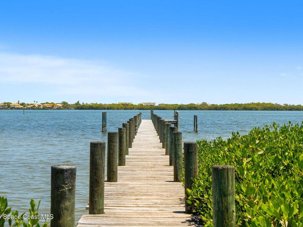 9620 S Tropical Trail, Merritt Island, FL 32952