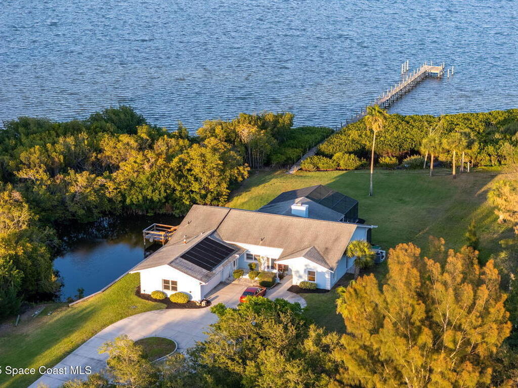 9620 S Tropical Trail, Merritt Island, FL 32952