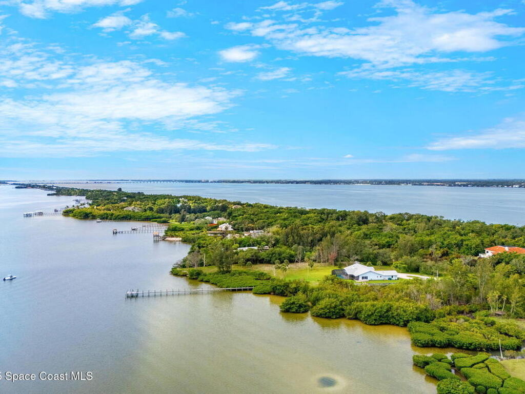 9620 S Tropical Trail, Merritt Island, FL 32952