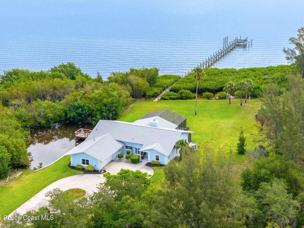 9620 S Tropical Trail, Merritt Island, FL 32952