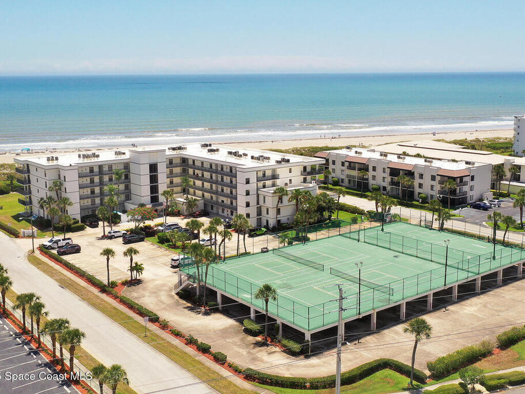 7400 Ridgewood Avenue, Cape Canaveral, FL 32920