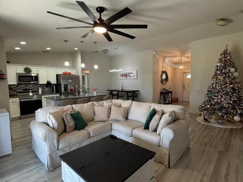 1511 Rushmore Avenue, Palm Bay, FL 32909