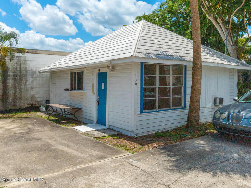 137 Peachtree Street, Cocoa, FL 32922