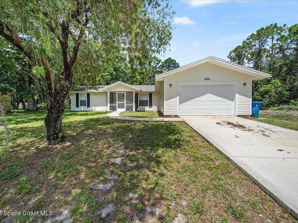 1254 Buffing Circle, Palm Bay, FL 32909
