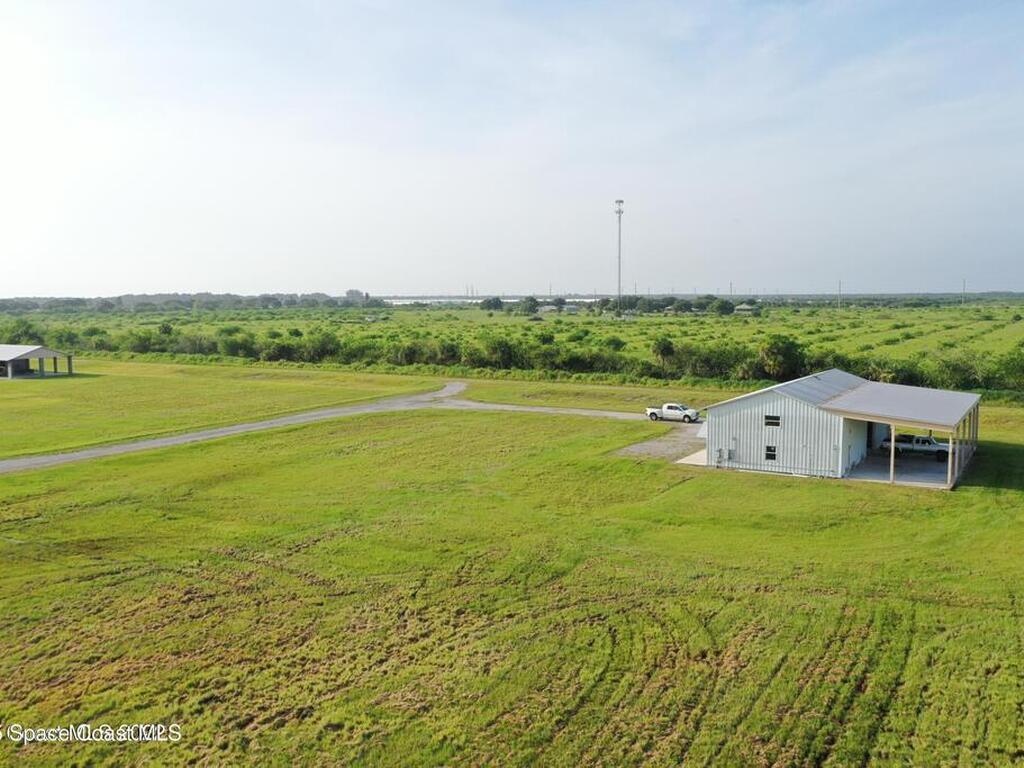 3920 Edisto Drive, Grant, FL 32949