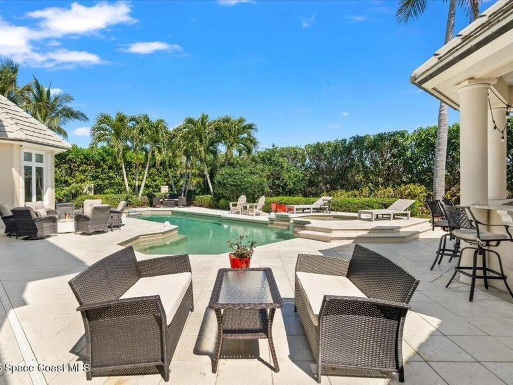 240 Lansing Island Drive, Indian Harbour Beach, FL 32937