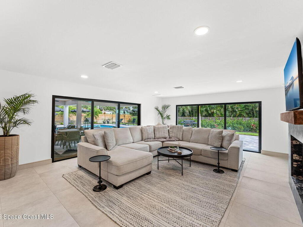303 Deland Avenue, Indialantic, FL 32903