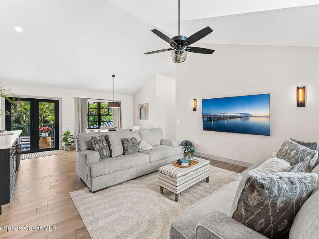 303 Deland Avenue, Indialantic, FL 32903