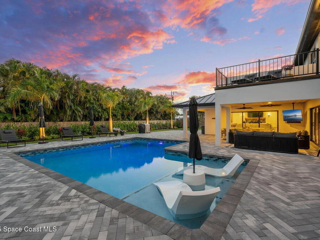 303 Deland Avenue, Indialantic, FL 32903
