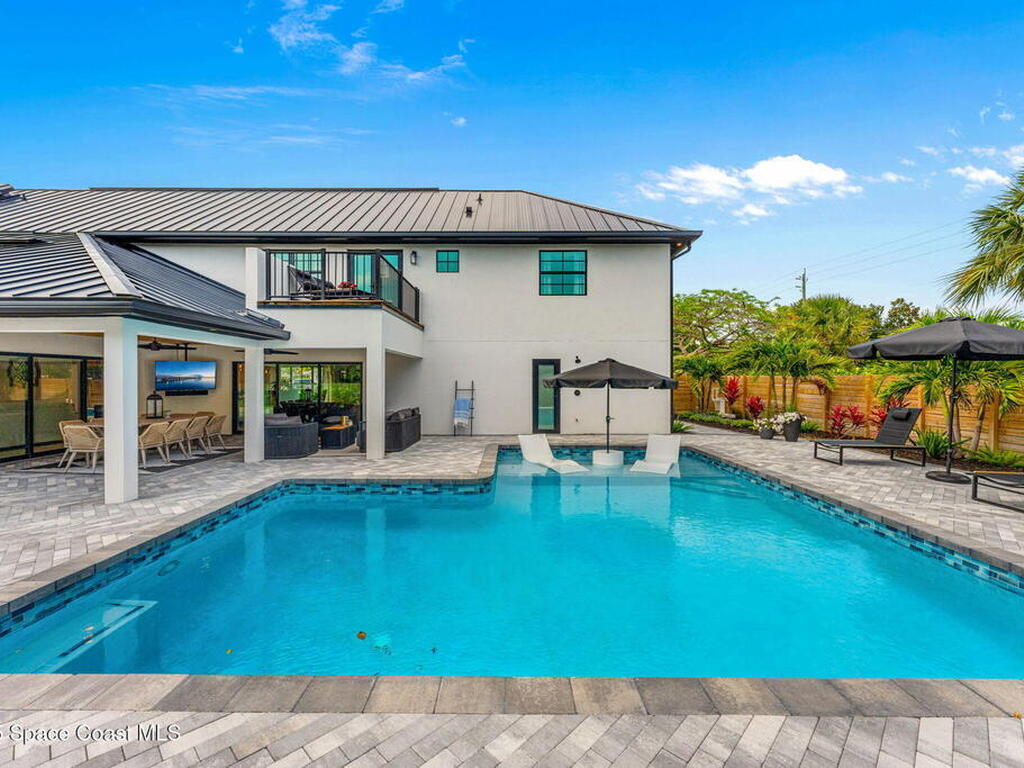 303 Deland Avenue, Indialantic, FL 32903
