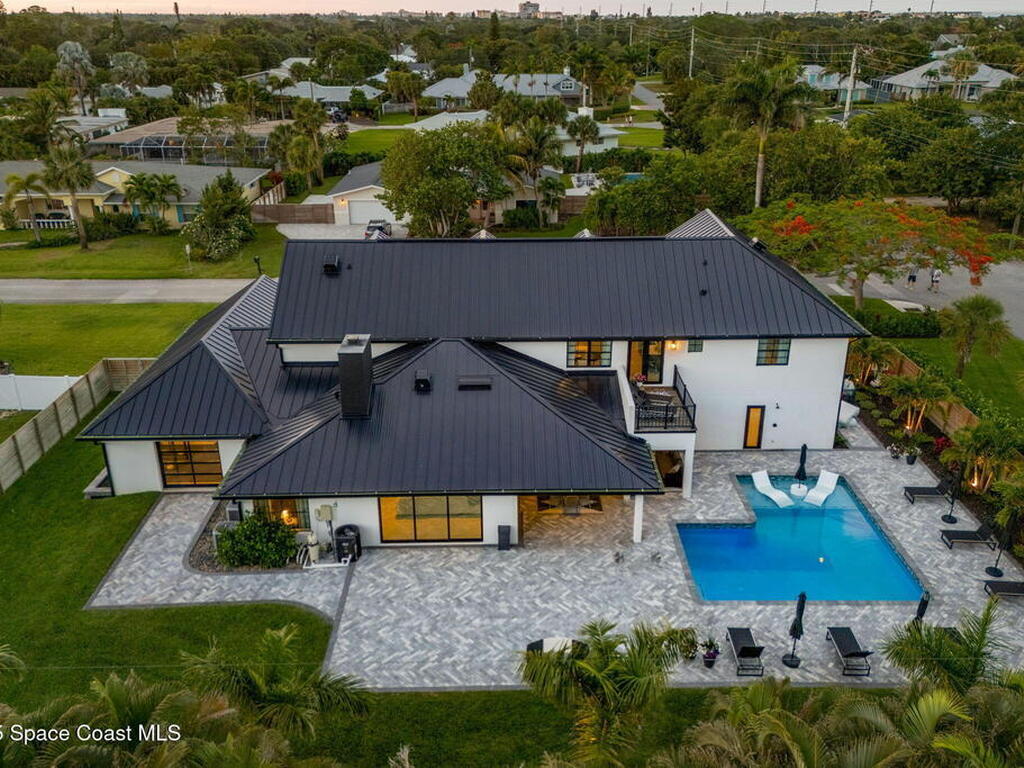 303 Deland Avenue, Indialantic, FL 32903