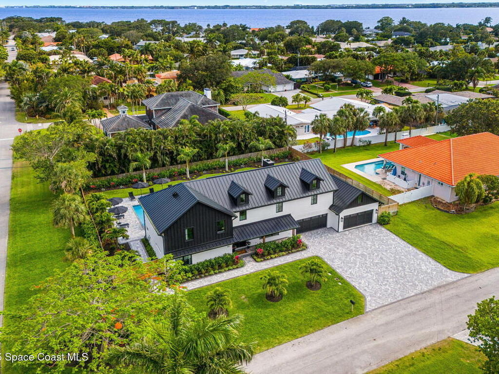 303 Deland Avenue, Indialantic, FL 32903