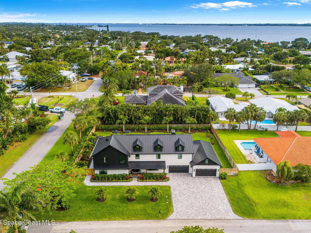 303 Deland Avenue, Indialantic, FL 32903