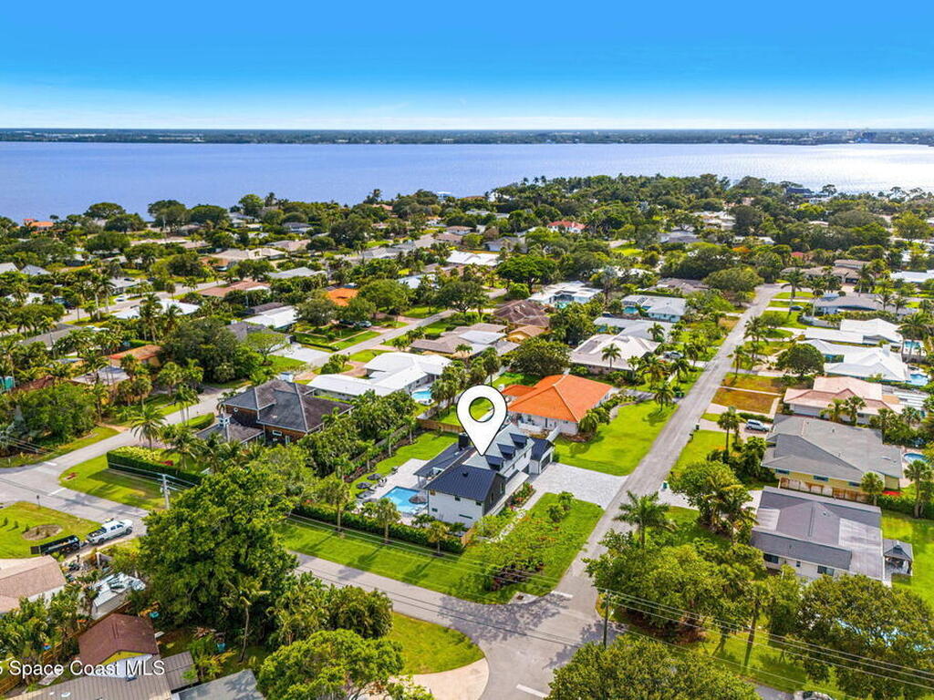 303 Deland Avenue, Indialantic, FL 32903