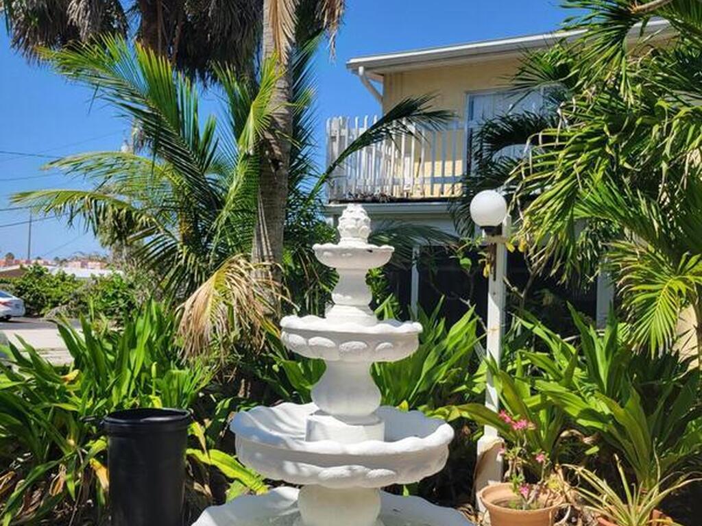 686 S Atlantic Avenue, Cocoa Beach, FL 32931