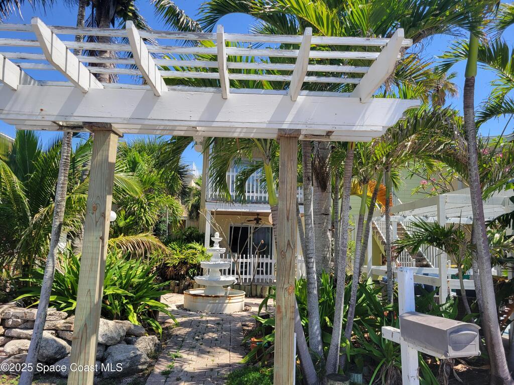 686 S Atlantic Avenue, Cocoa Beach, FL 32931