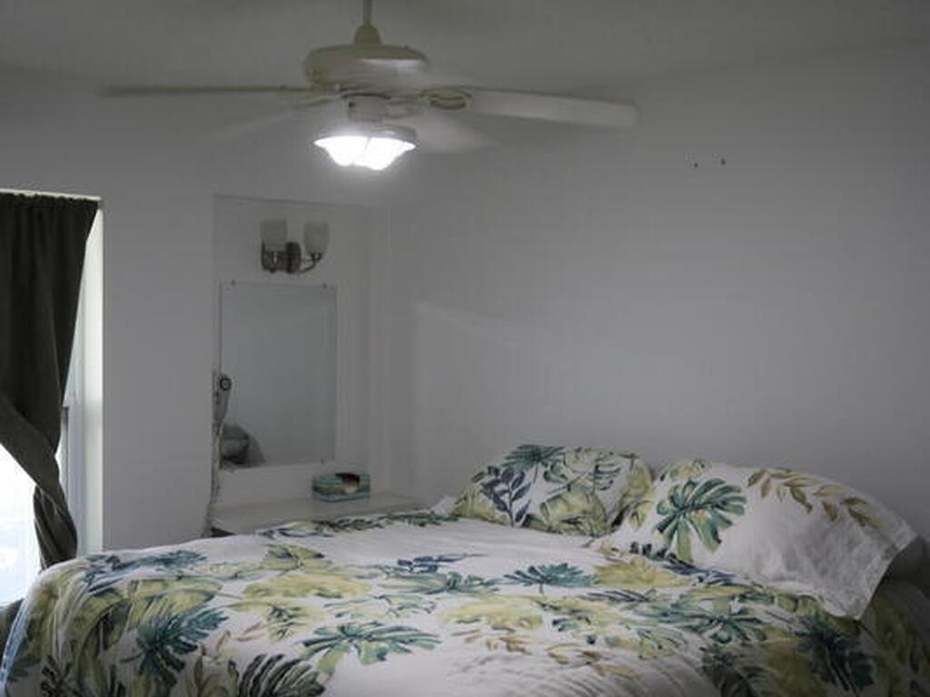 686 S Atlantic Avenue, Cocoa Beach, FL 32931