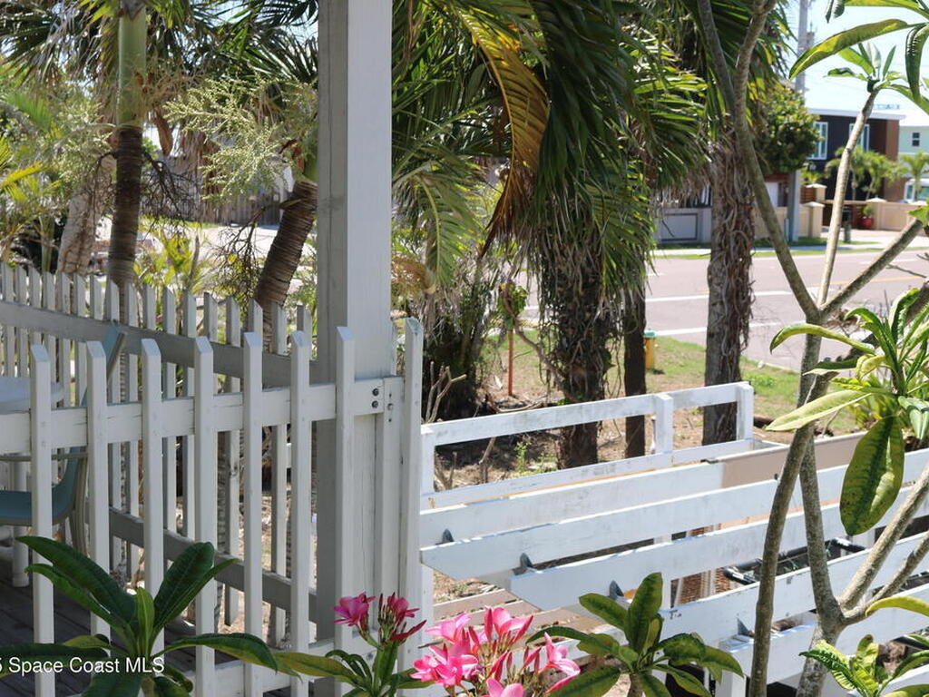 686 S Atlantic Avenue, Cocoa Beach, FL 32931