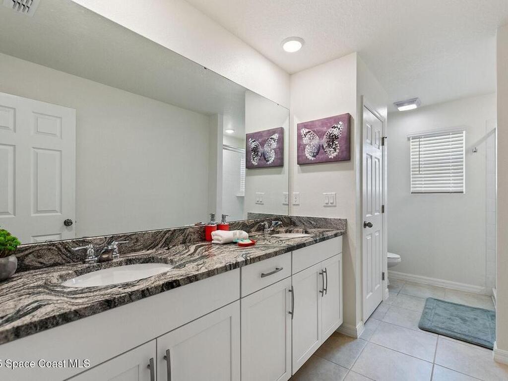 8939 Coconut Breeze Drive, Kissimmee, FL 34747