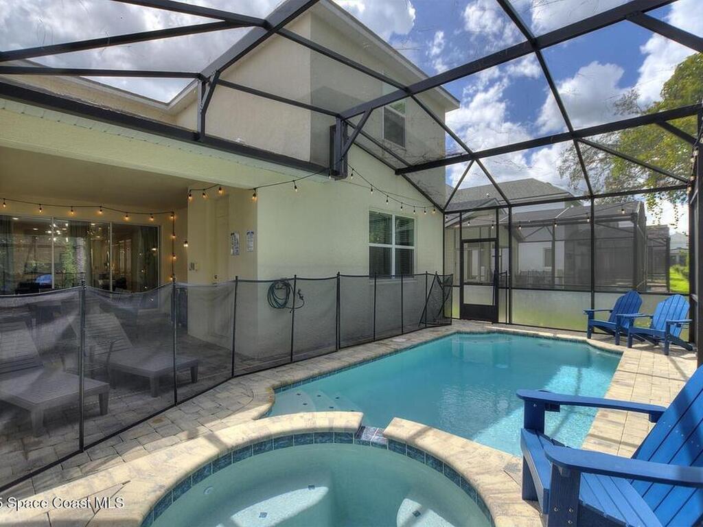 8939 Coconut Breeze Drive, Kissimmee, FL 34747