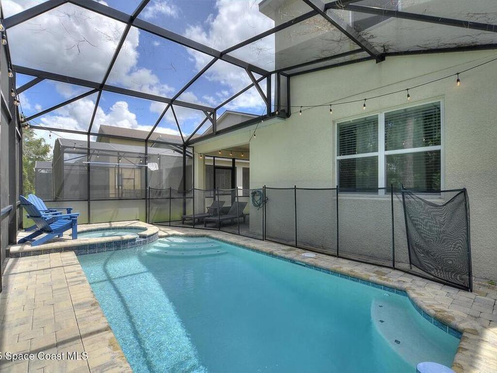 8939 Coconut Breeze Drive, Kissimmee, FL 34747