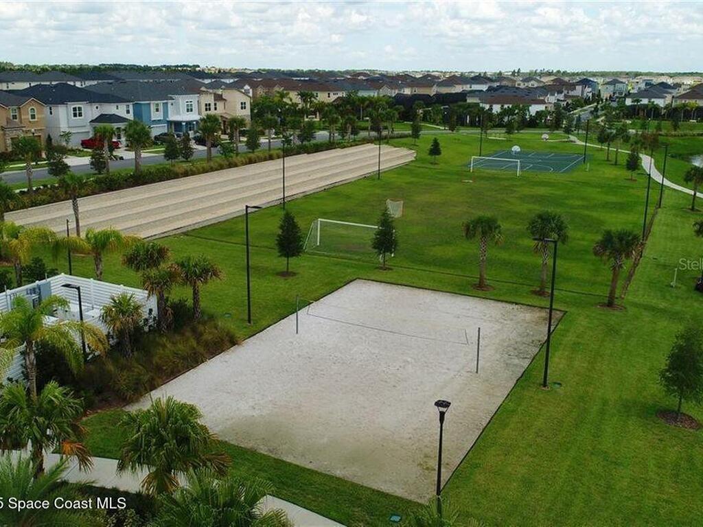 8939 Coconut Breeze Drive, Kissimmee, FL 34747