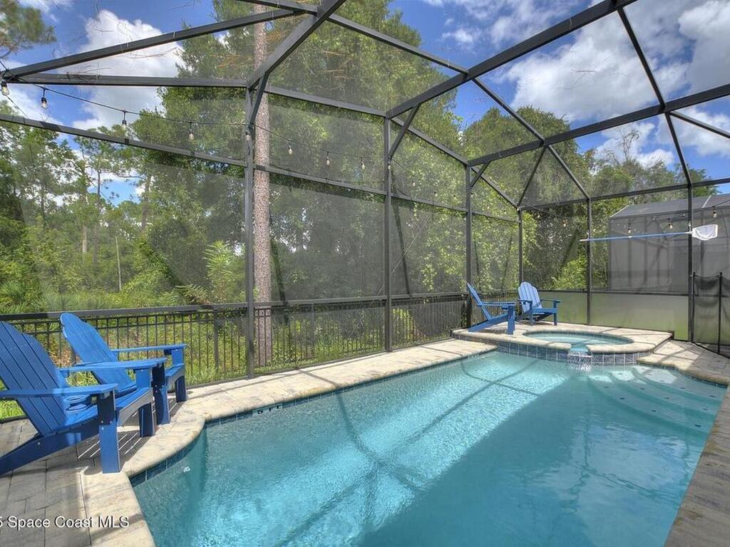 8939 Coconut Breeze Drive, Kissimmee, FL 34747