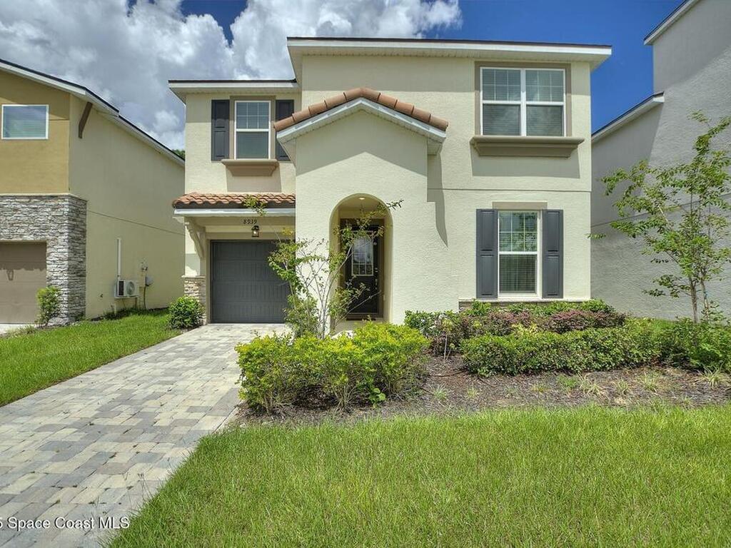 8939 Coconut Breeze Drive, Kissimmee, FL 34747