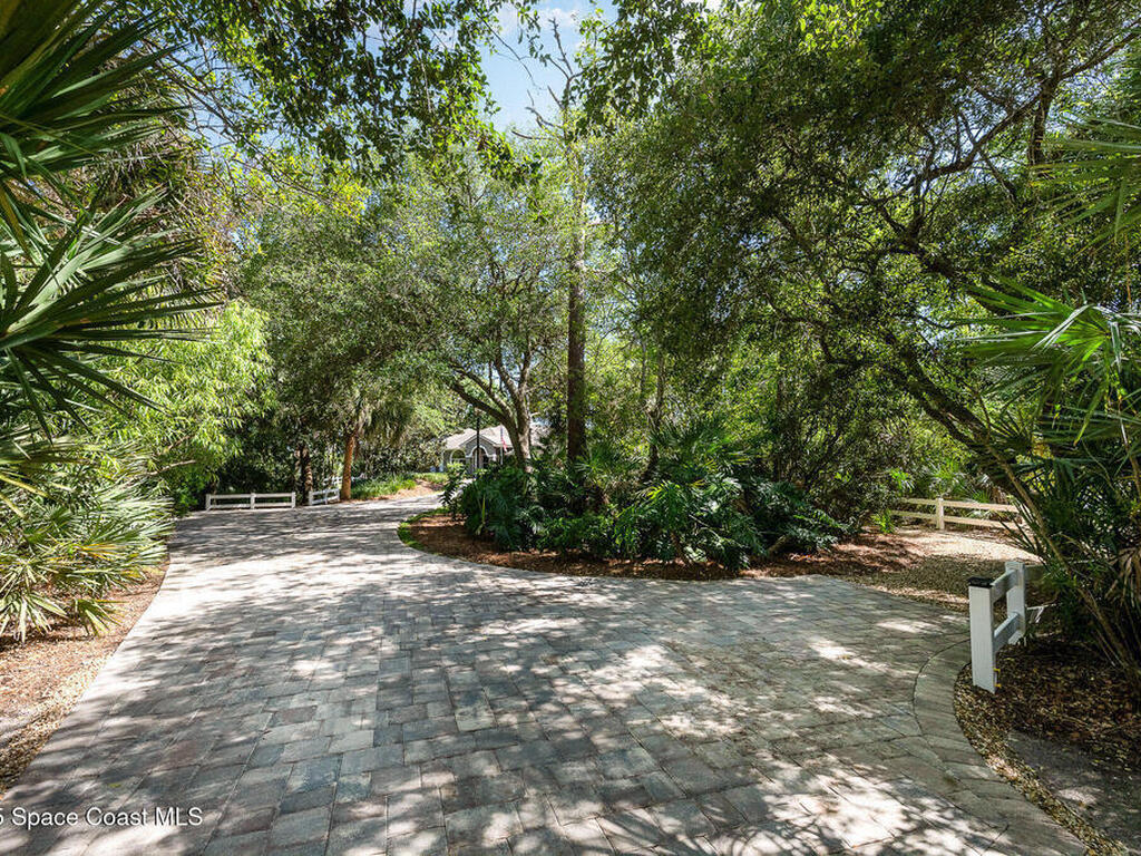 4163 Mockingbird Drive, Melbourne, FL 32934