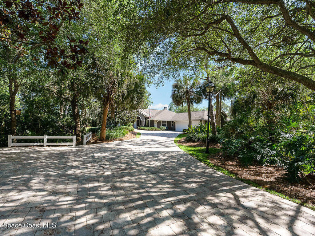 4163 Mockingbird Drive, Melbourne, FL 32934
