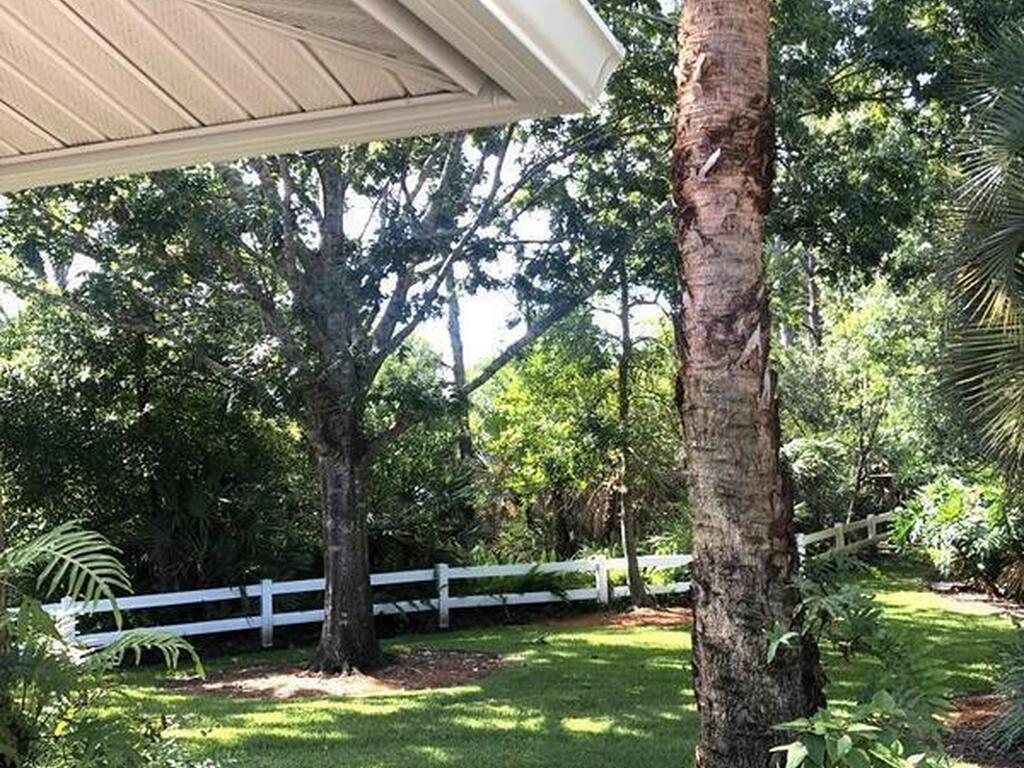 4163 Mockingbird Drive, Melbourne, FL 32934