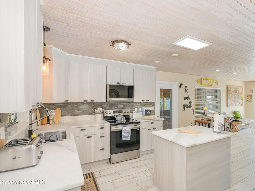 303 Winslow Circle, Cocoa Beach, FL 32931