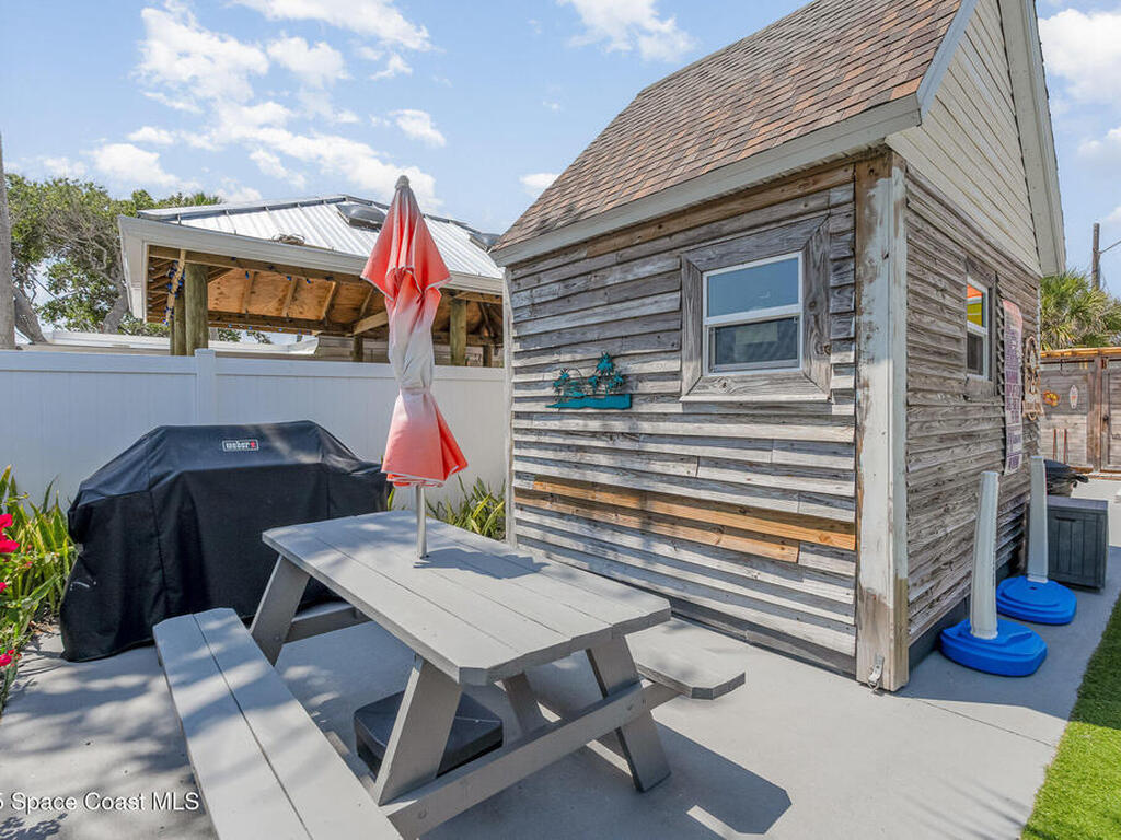 303 Winslow Circle, Cocoa Beach, FL 32931