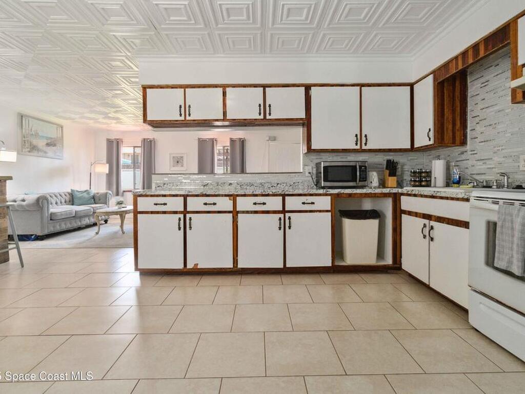 326 Pierce Avenue, Cape Canaveral, FL 32920