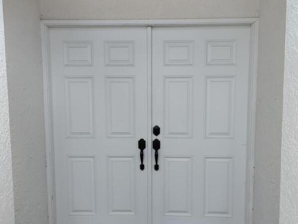 7433 Monterey Court, Melbourne, FL 32940