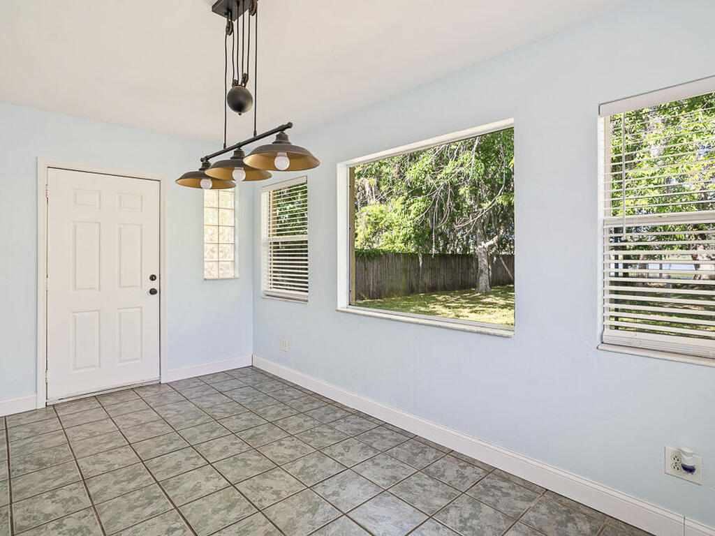 517 Fulton Street Street, Daytona Beach, FL 32114