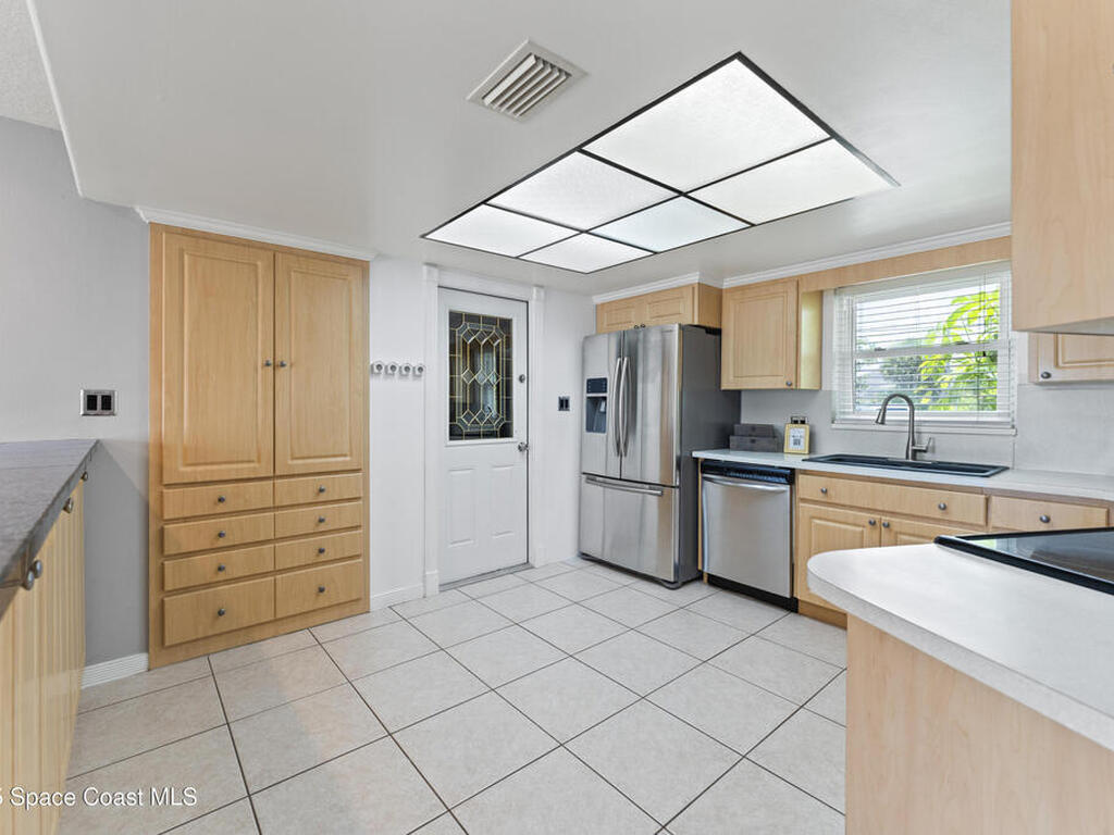 1700 Neptune Drive, Merritt Island, FL 32952