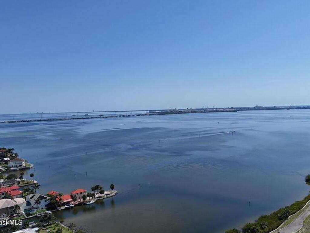 1700 Neptune Drive, Merritt Island, FL 32952