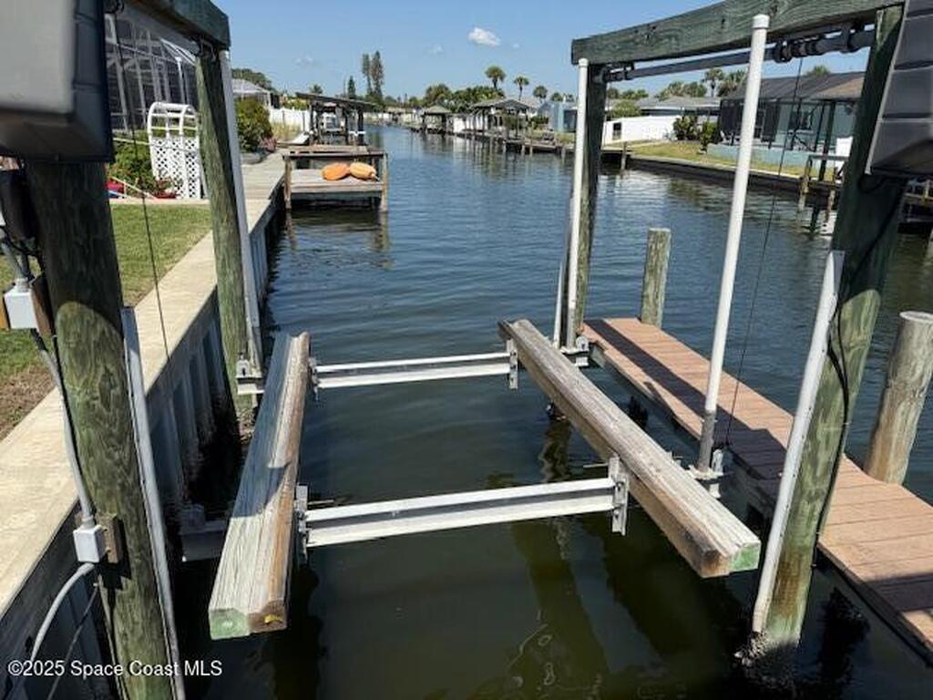 1700 Neptune Drive, Merritt Island, FL 32952