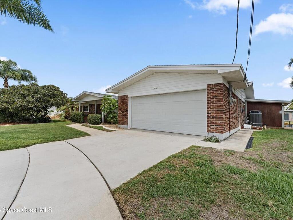 1700 Neptune Drive, Merritt Island, FL 32952