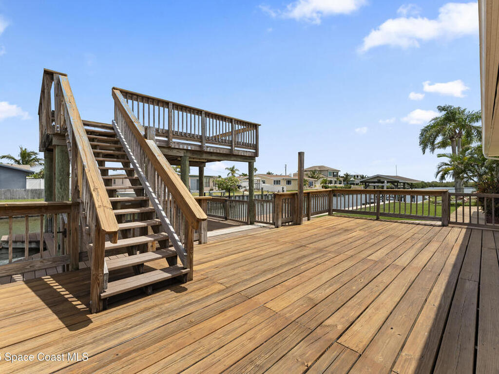 1700 Neptune Drive, Merritt Island, FL 32952