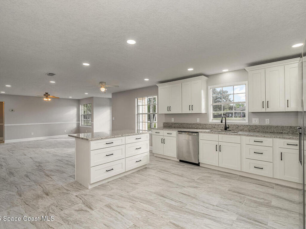 1854 Timbers West Boulevard, Rockledge, FL 32955