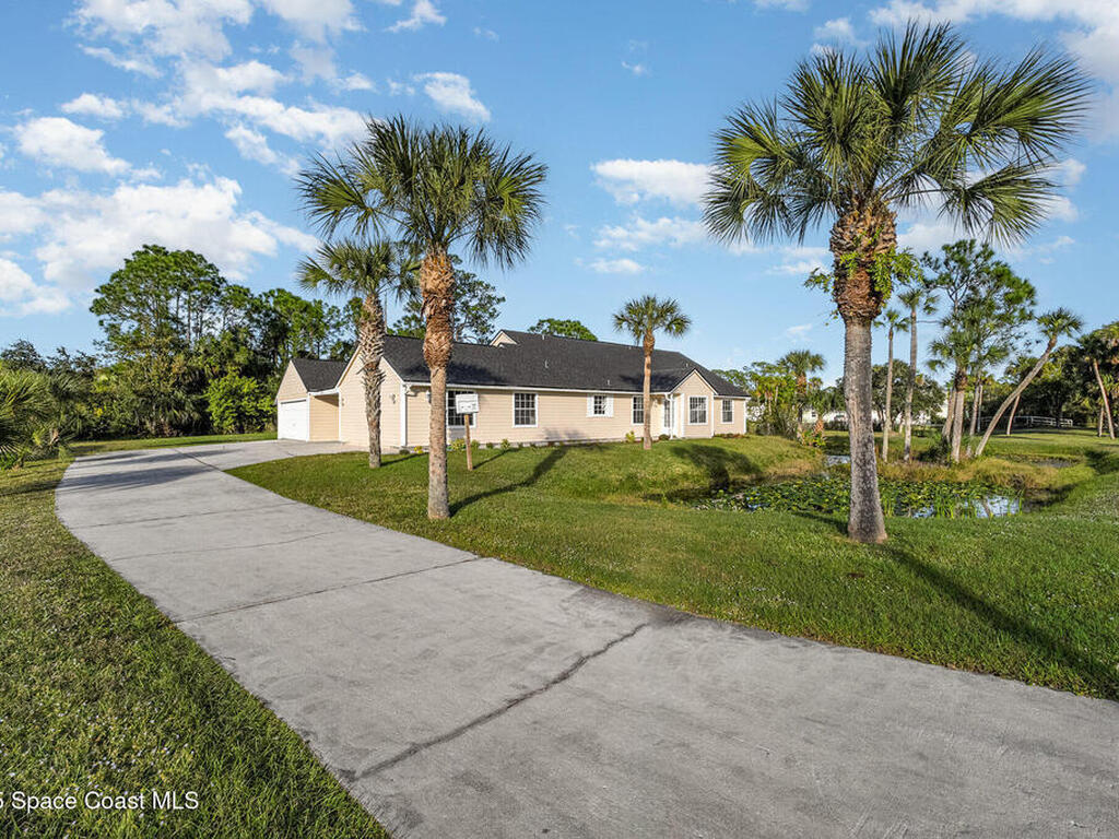 1854 Timbers West Boulevard, Rockledge, FL 32955