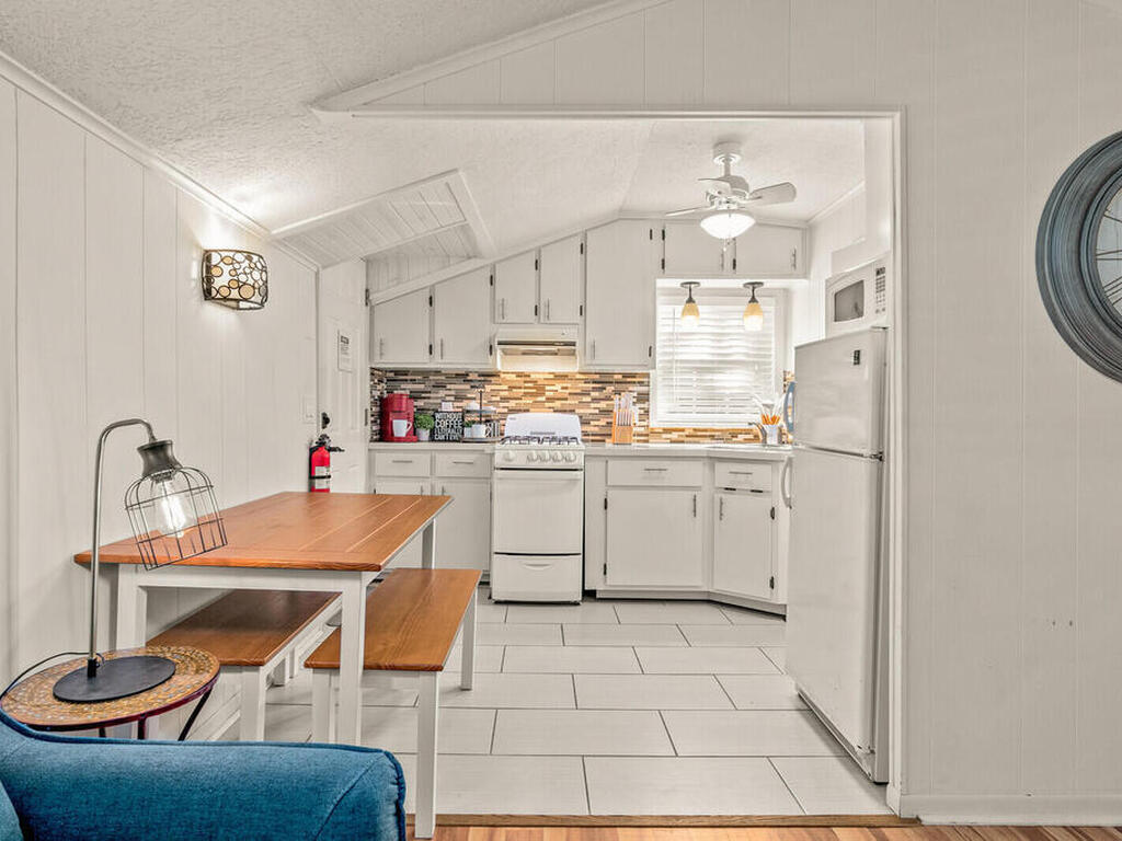 603 E New Haven Avenue, Melbourne, FL 32901