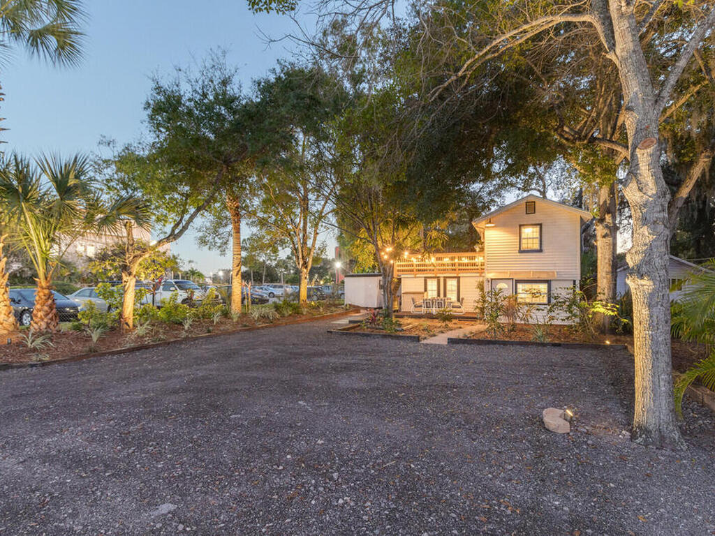 603 E New Haven Avenue, Melbourne, FL 32901